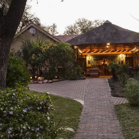Sunbird Lodge ファラボルワ エクステリア 写真