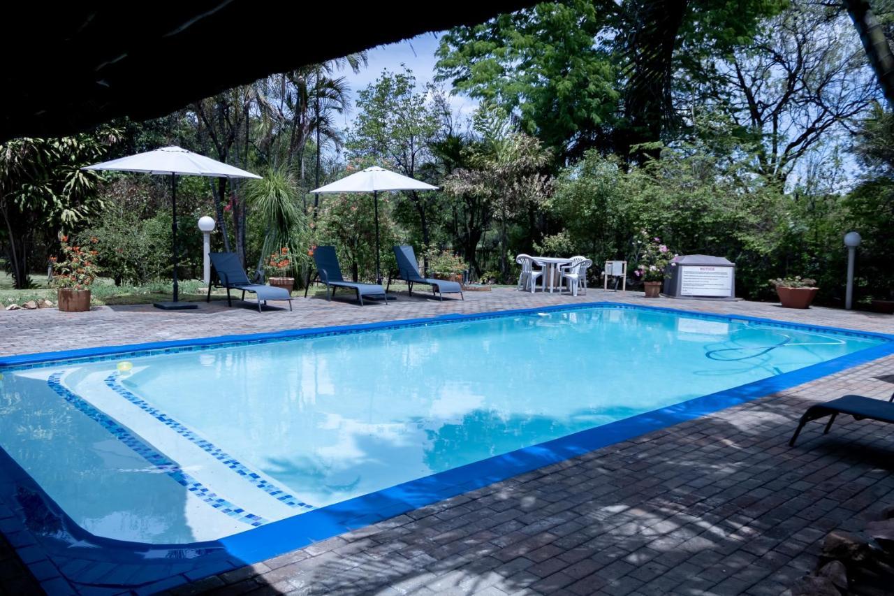 Sunbird Lodge ファラボルワ エクステリア 写真