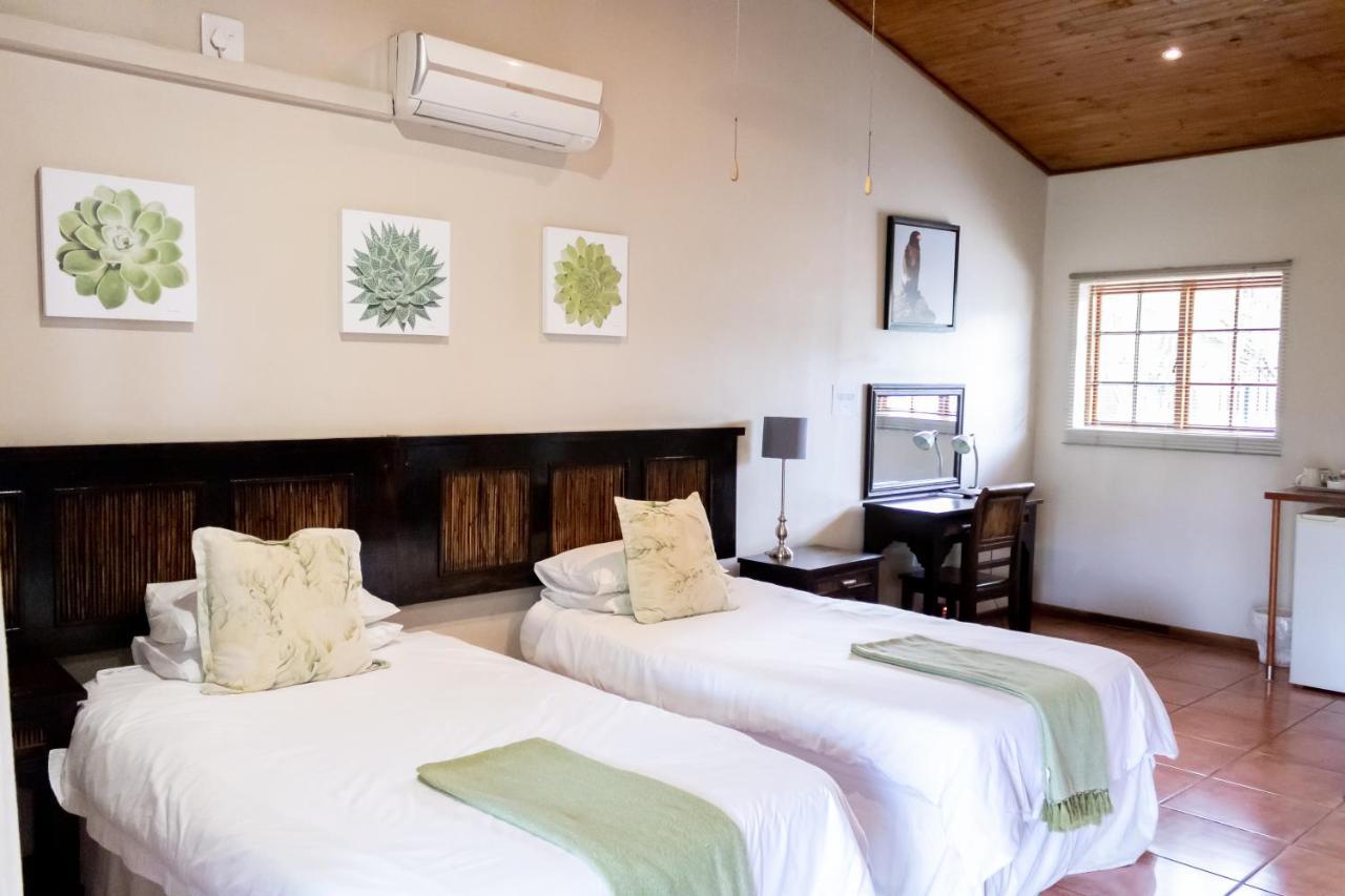 Sunbird Lodge ファラボルワ エクステリア 写真