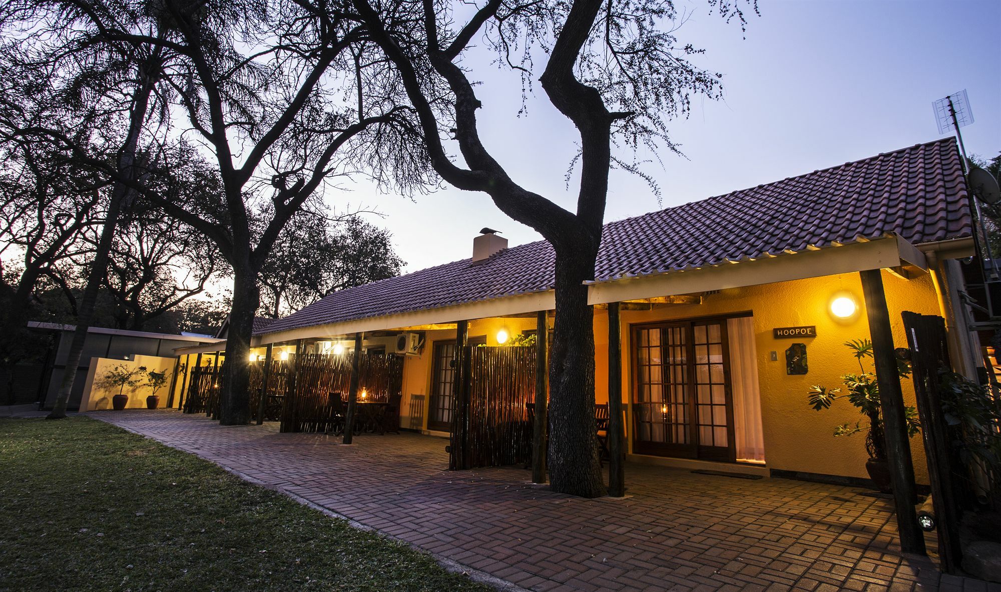 Sunbird Lodge ファラボルワ エクステリア 写真