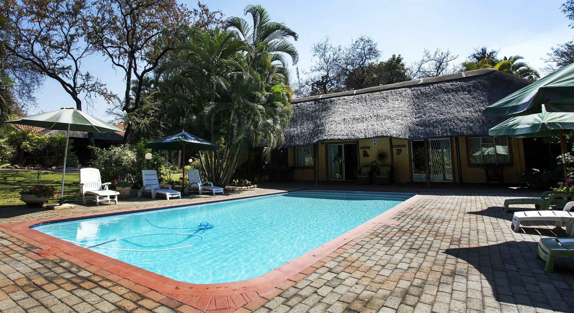 Sunbird Lodge ファラボルワ エクステリア 写真
