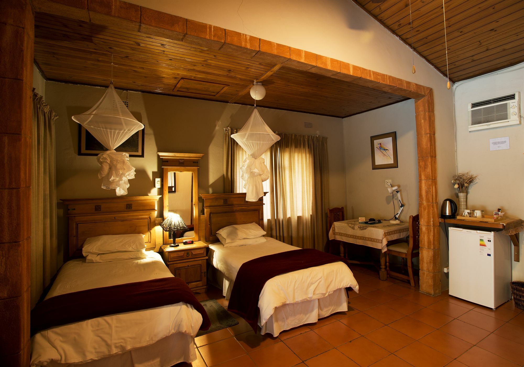 Sunbird Lodge ファラボルワ エクステリア 写真