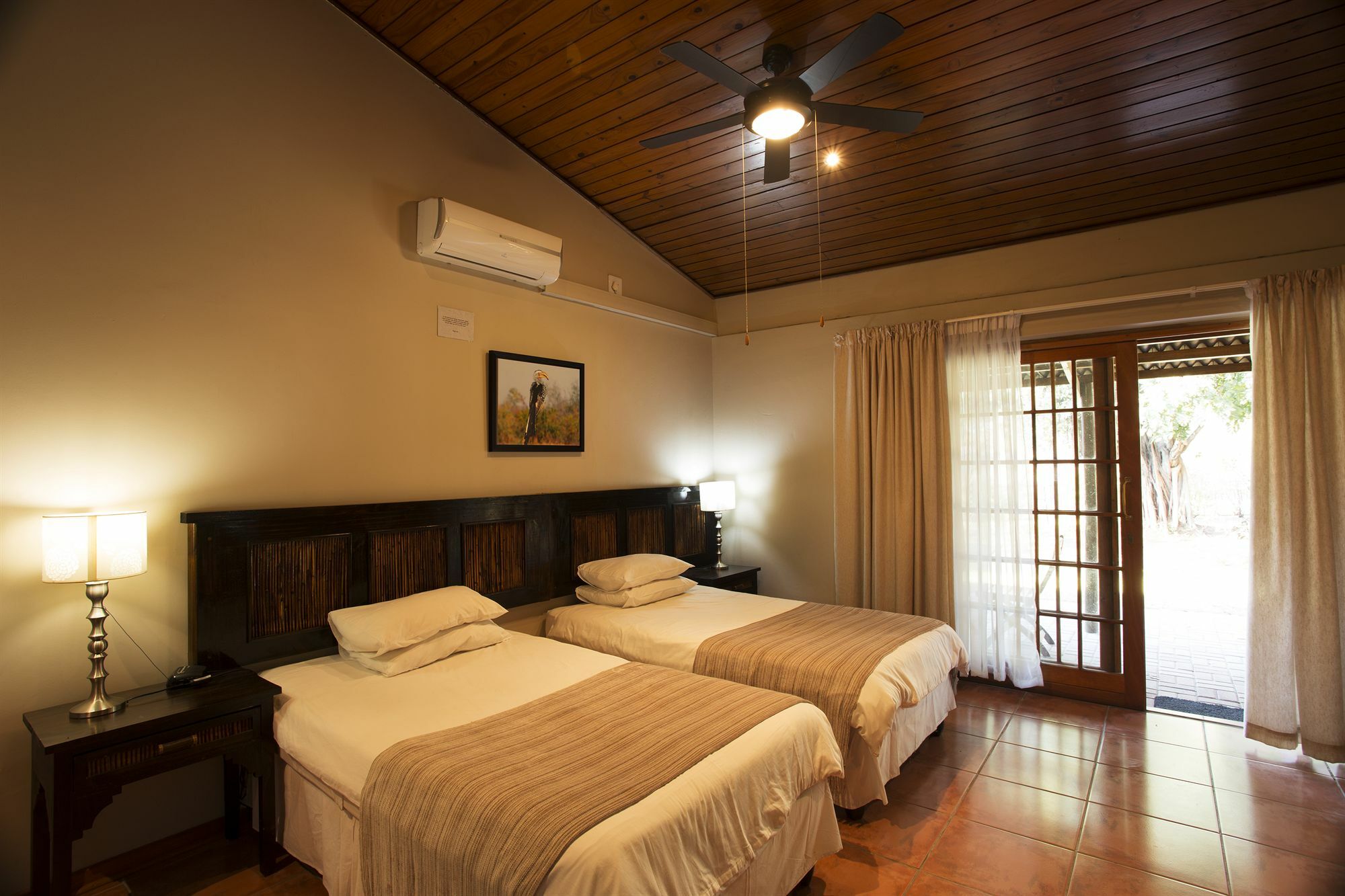Sunbird Lodge ファラボルワ エクステリア 写真